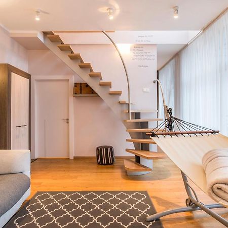 Central 2-Level Penthouse With Terrace And Free Parking Riga Exterior foto